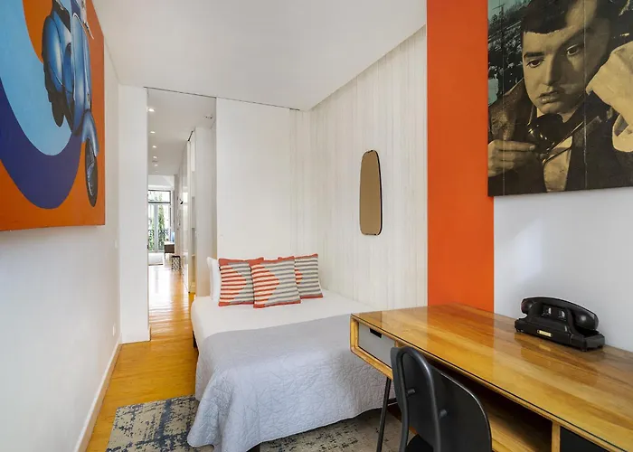 Whome Boho-chic Santos Apartment: Industriais 7 * Lissabon