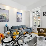 Whome Boho-chic Santos Apartment: Industriais 7 Lisboa